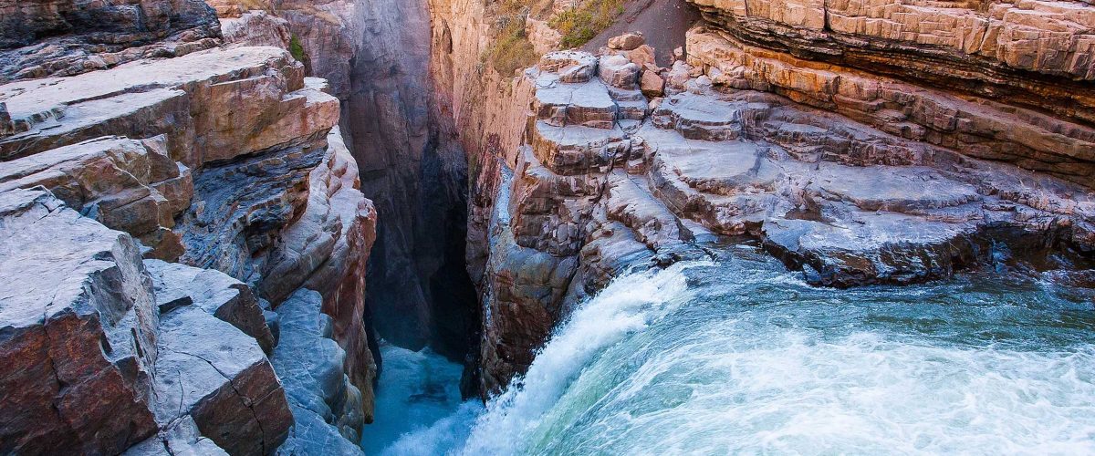 3 DAYS – MOUNTAIN BIKING COTAHUASI CANYON