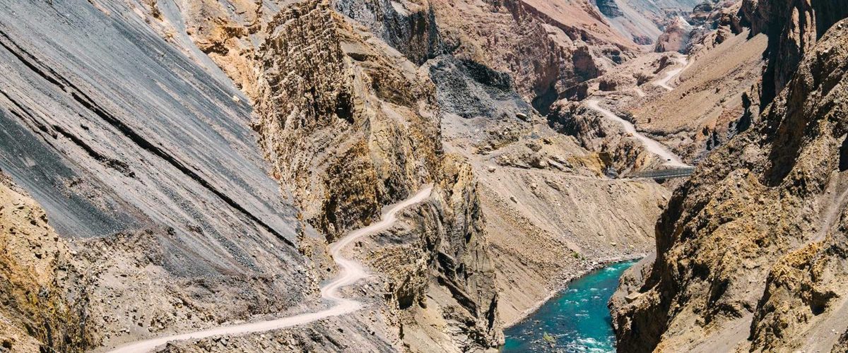 3 DAYS – MOUNTAIN BIKING COTAHUASI CANYON