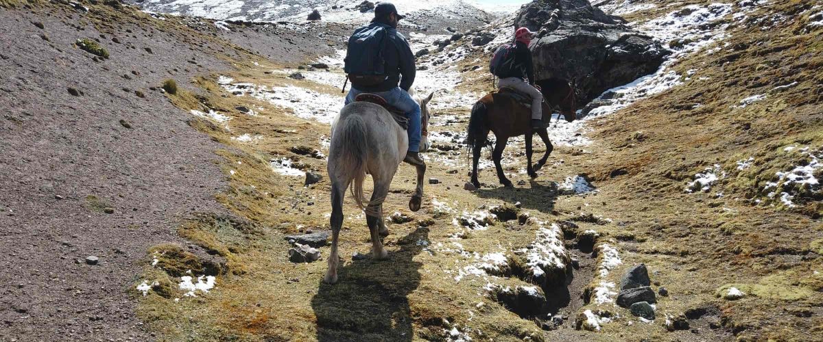 5 DAYS AUSANGATE TREK & RAINBOW MOUNTAIN