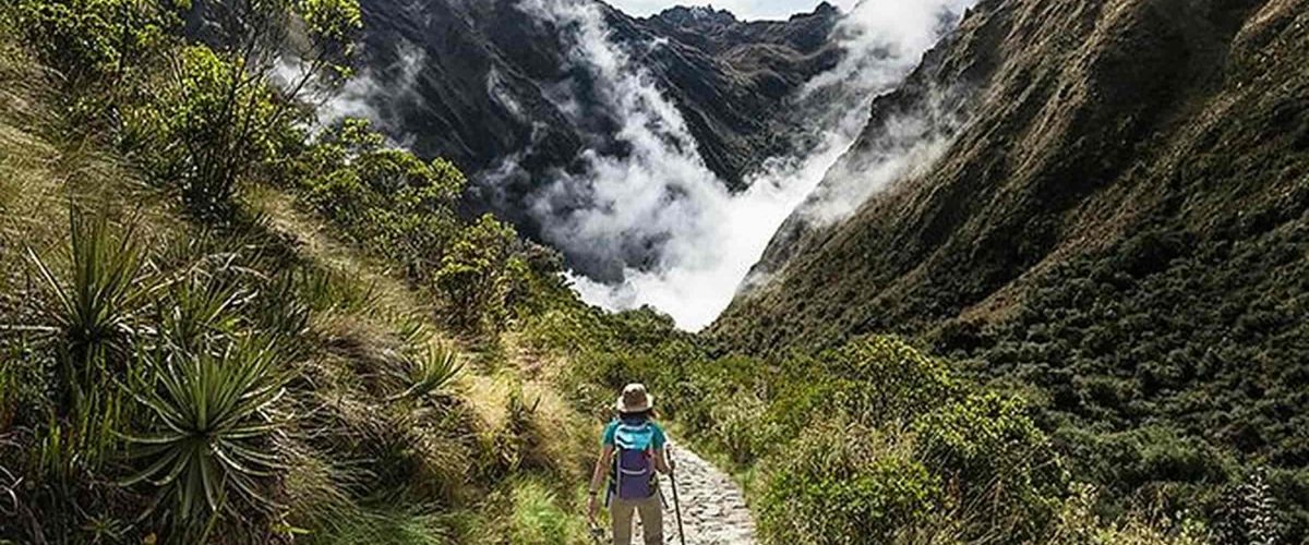 4 DAYS CHOQUEQUIRAO HIKING EXPEDITION