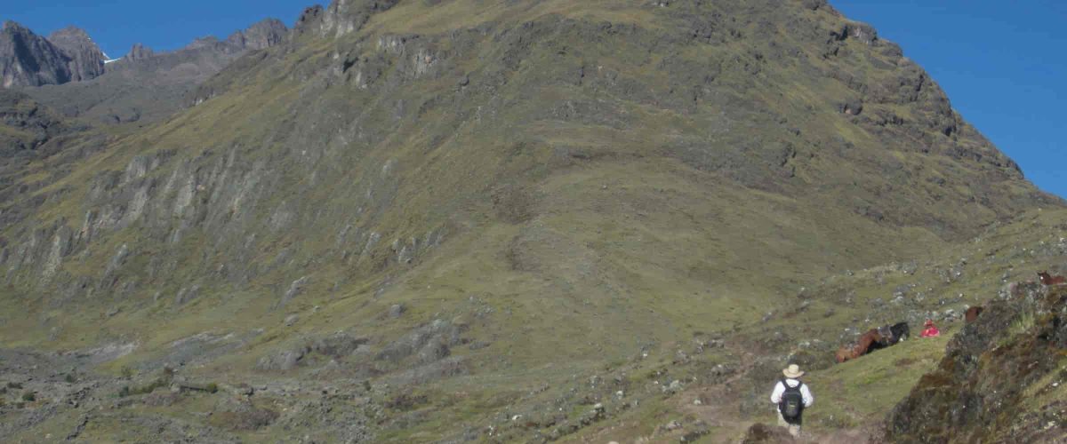 4 DAYS LARES TREK (MACHU PICCHU & OLLANTAYTAMBO)